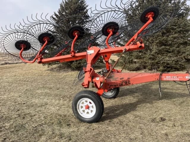 Image of Kuhn SR110 equipment image 1