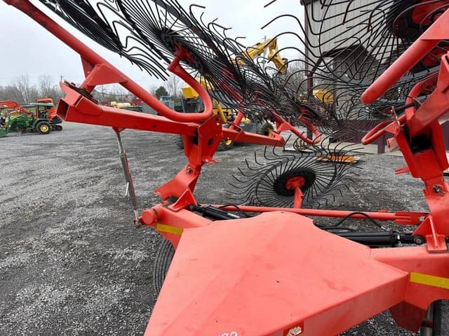Image of Kuhn SR110 equipment image 4