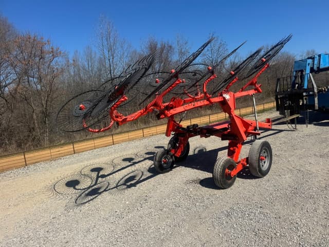 Image of Kuhn SR110GII equipment image 2