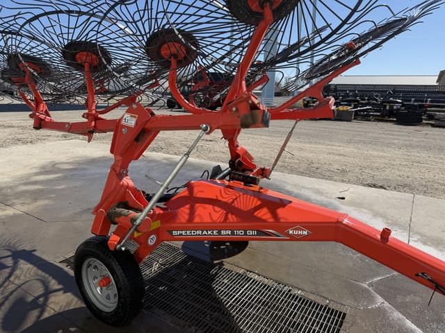 Image of Kuhn SR110GII equipment image 4