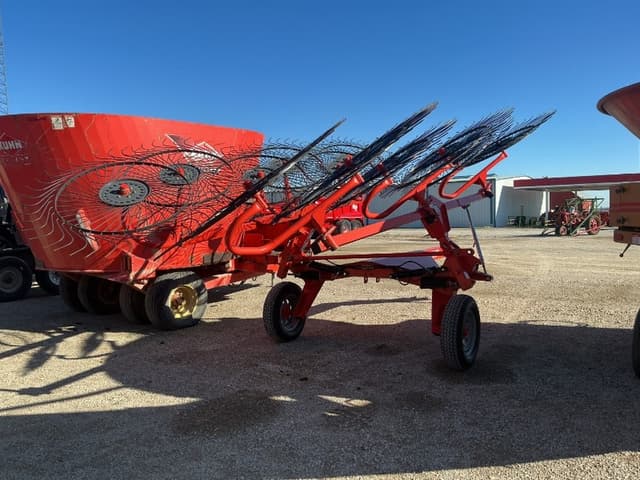 Image of Kuhn SR112 equipment image 4