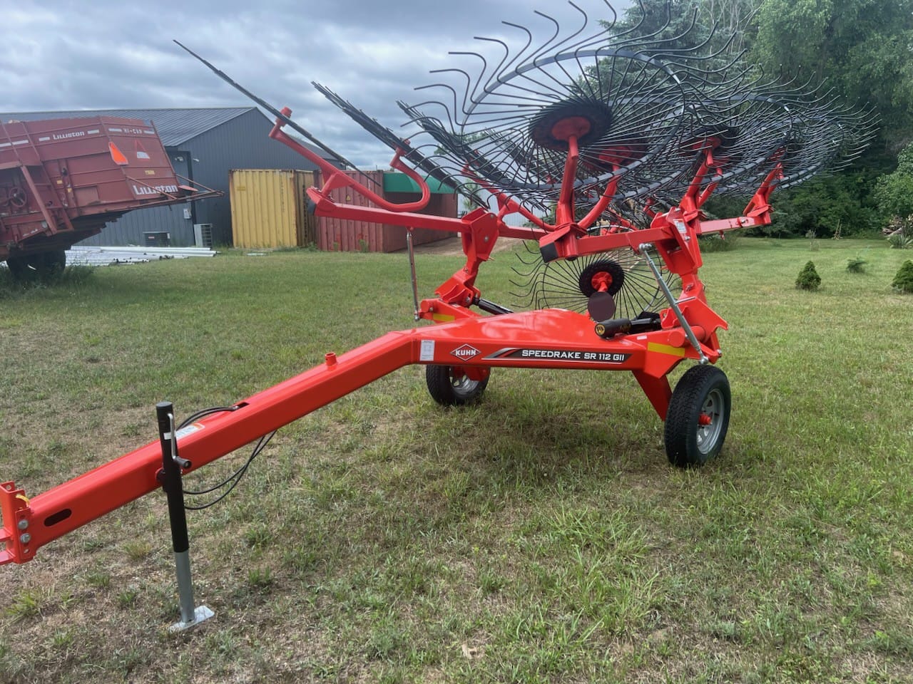 Kuhn SR112 Equipment Image0