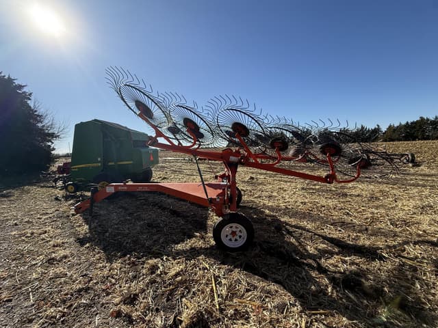 Image of Kuhn SR112 equipment image 3