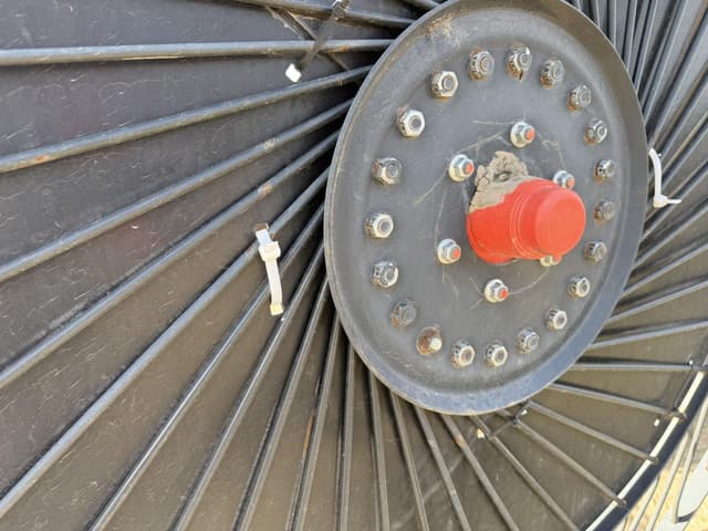 Image of Kuhn SR300 equipment image 3