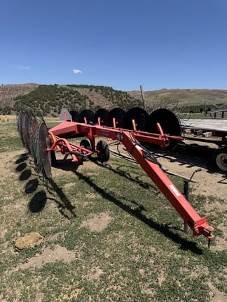 Kuhn SR300 Equipment Image0