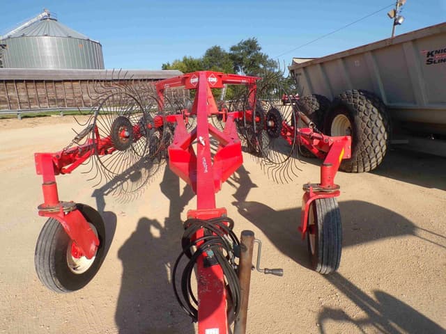 Image of Kuhn SR600 equipment image 2