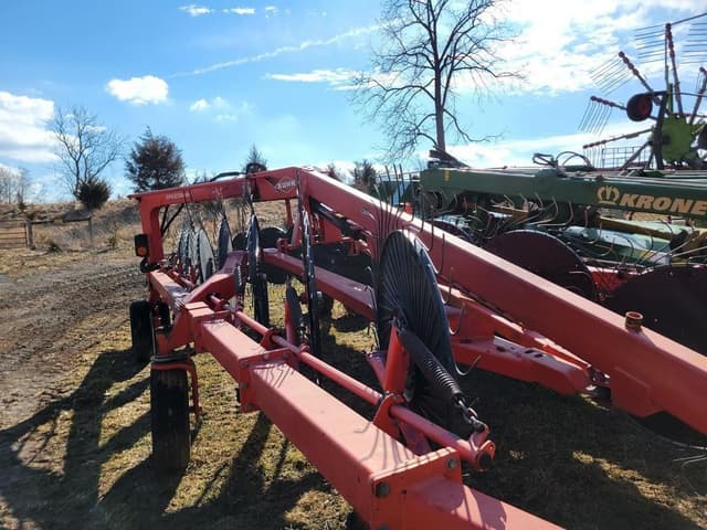 Image of Kuhn SR600 equipment image 4