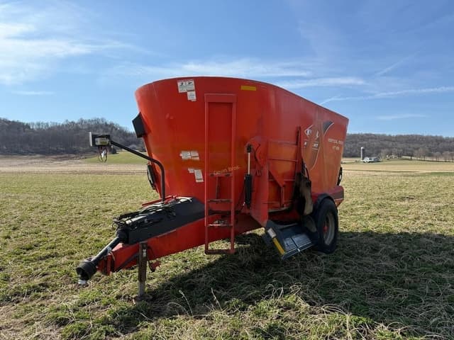 Image of Kuhn VT168T equipment image 3