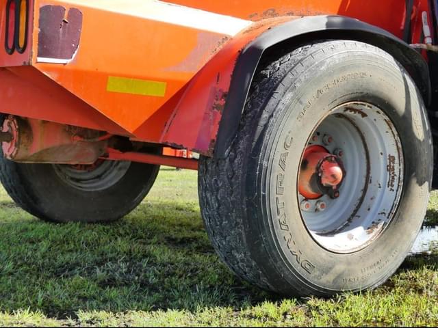 Image of Kuhn Knight VT 144 equipment image 4