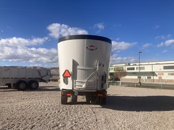 Image of Kuhn Knight Vertical Maxx VTC 2120 equipment image 3