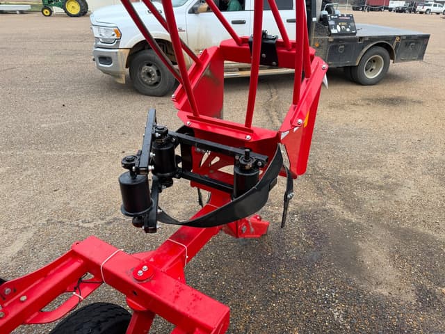 Image of Kuhn AE10 equipment image 3