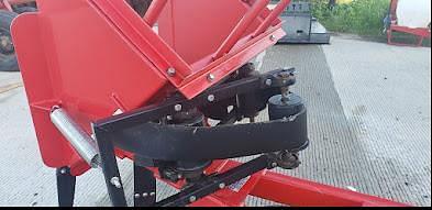 Image of Kuhns 1036F equipment image 4