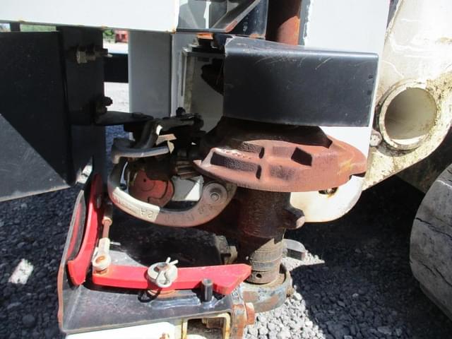 Image of Kuhns 615 equipment image 4