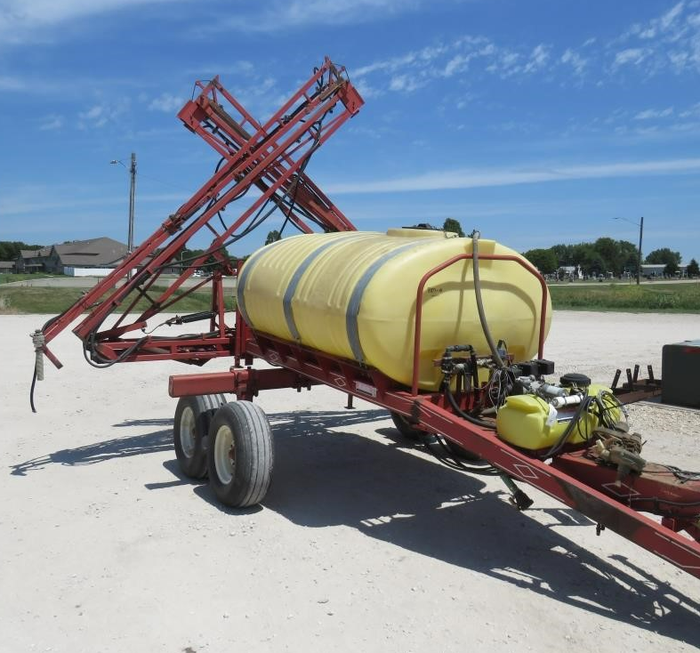 Kuker 750 Chemical Applicators Sprayers - Pull Type for Sale | Tractor Zoom