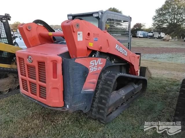 Image of Kubota SVL95-2S equipment image 3