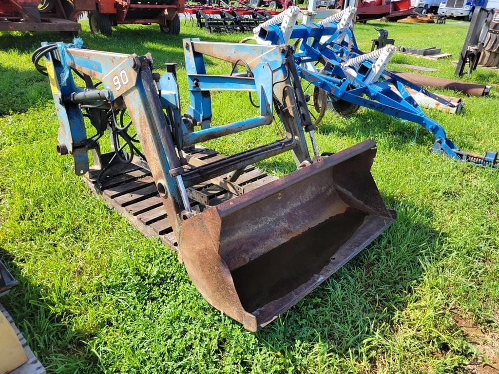 KMW K-90 Equipment Image0