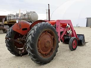 Main image Massey Ferguson 65 4