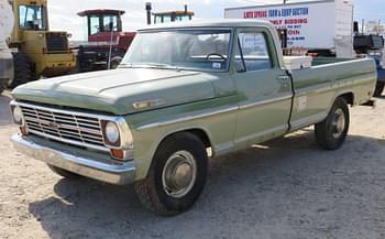 1969 Ford F-250 Equipment Image0