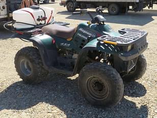 2000 Polaris Magnum 325 Equipment Image0