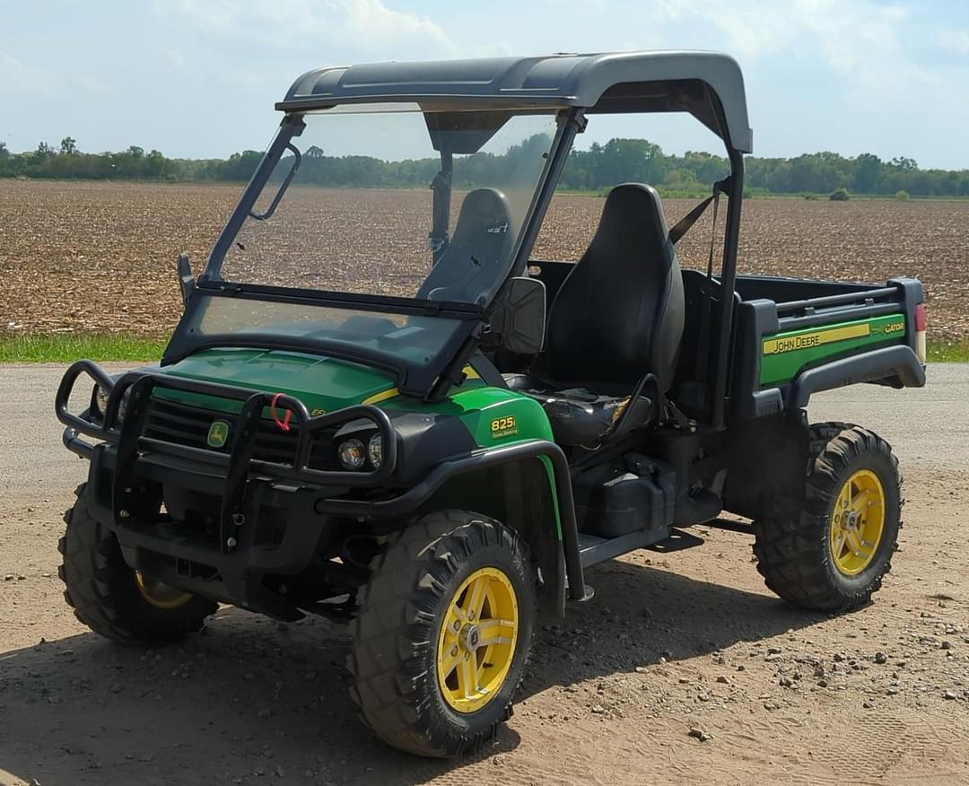 Image of John Deere Gator XUV 825i Primary image