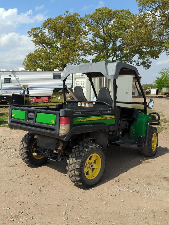 Image of John Deere Gator XUV 825i equipment image 2