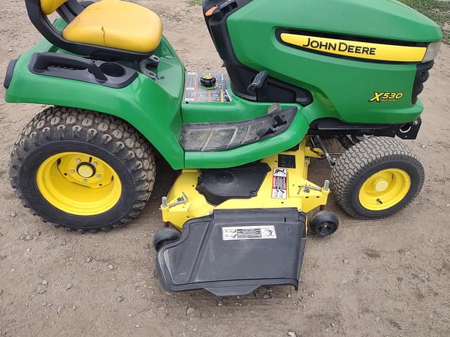 Image of John Deere X530 equipment image 2