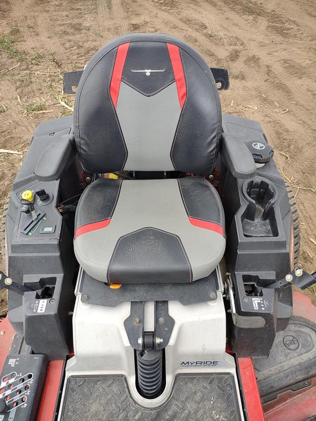 Image of Toro Titan equipment image 4