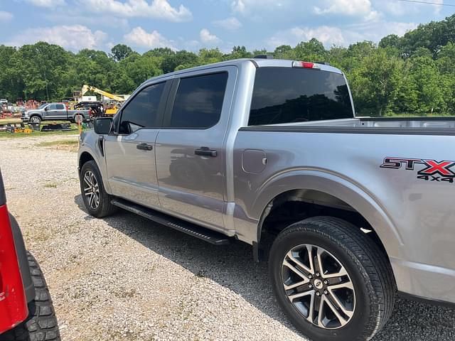 Image of Ford F-150 equipment image 3