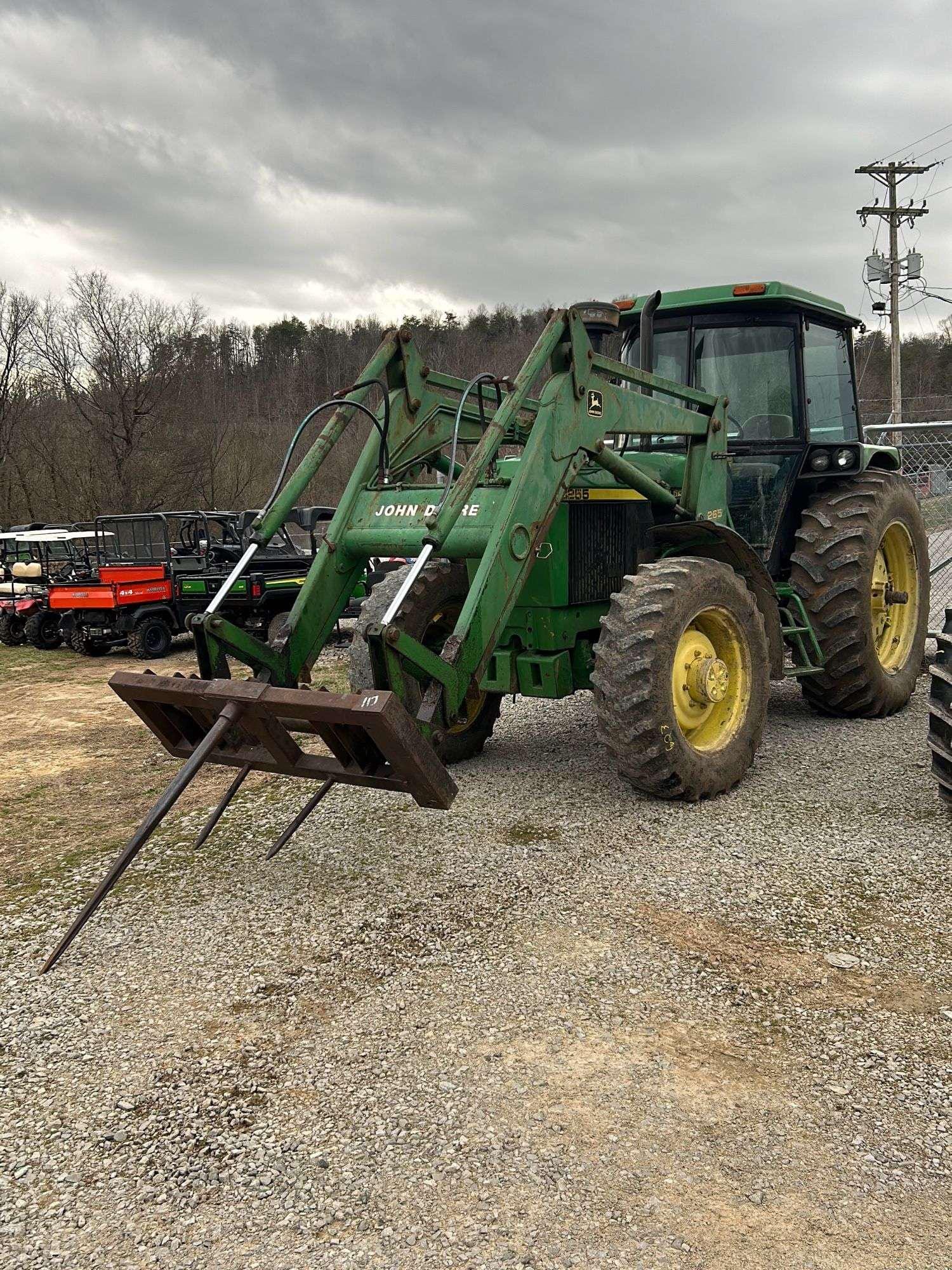 Main image John Deere 3255