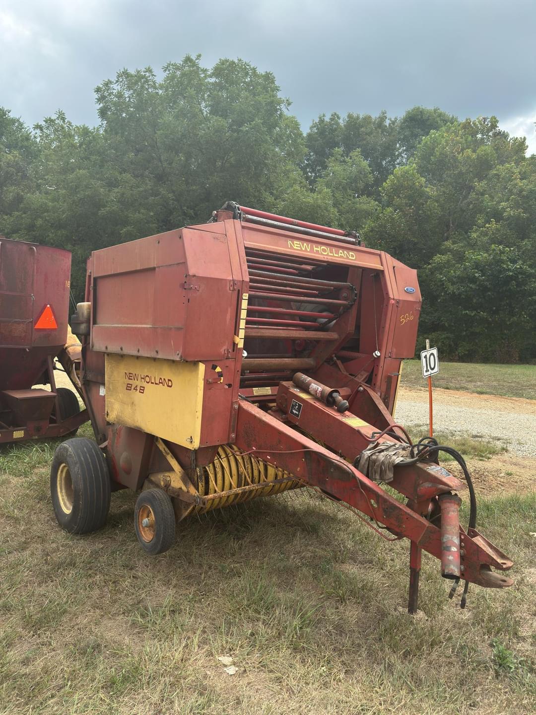 Image of New Holland 848 Primary image