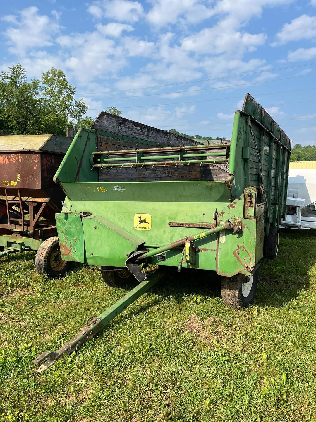 Image of John Deere 214 Primary image