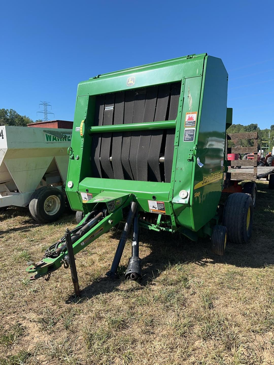 Image of John Deere 567 Primary image