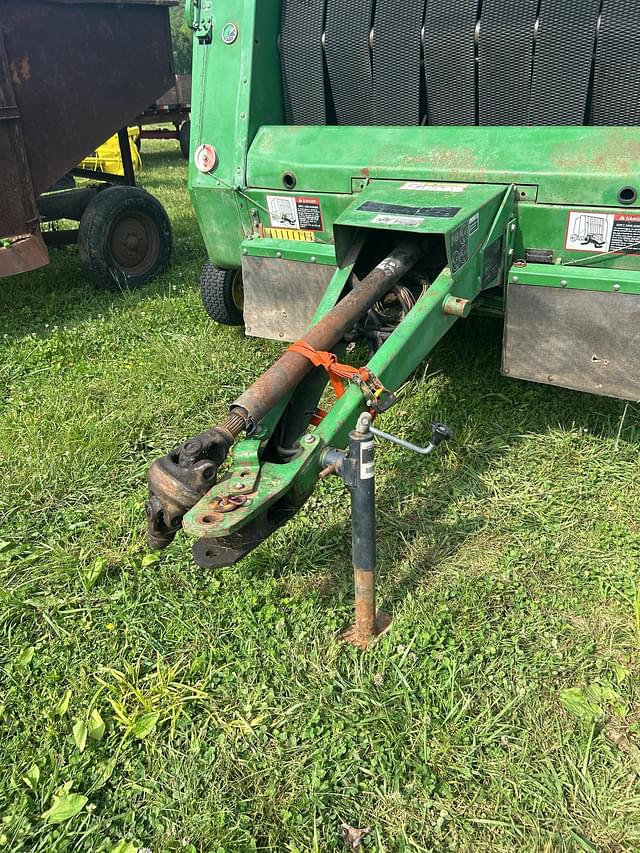 Image of John Deere 566 equipment image 3