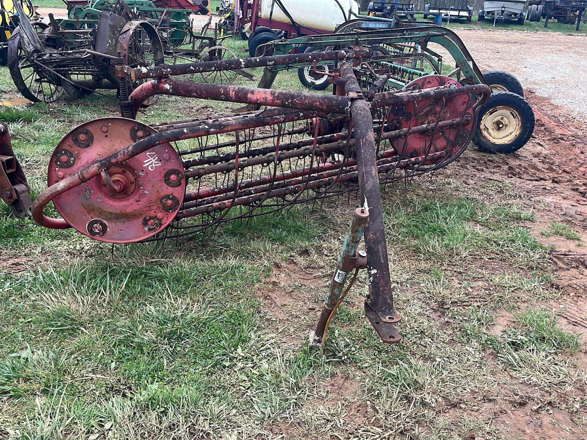 Main image Massey Ferguson MF37