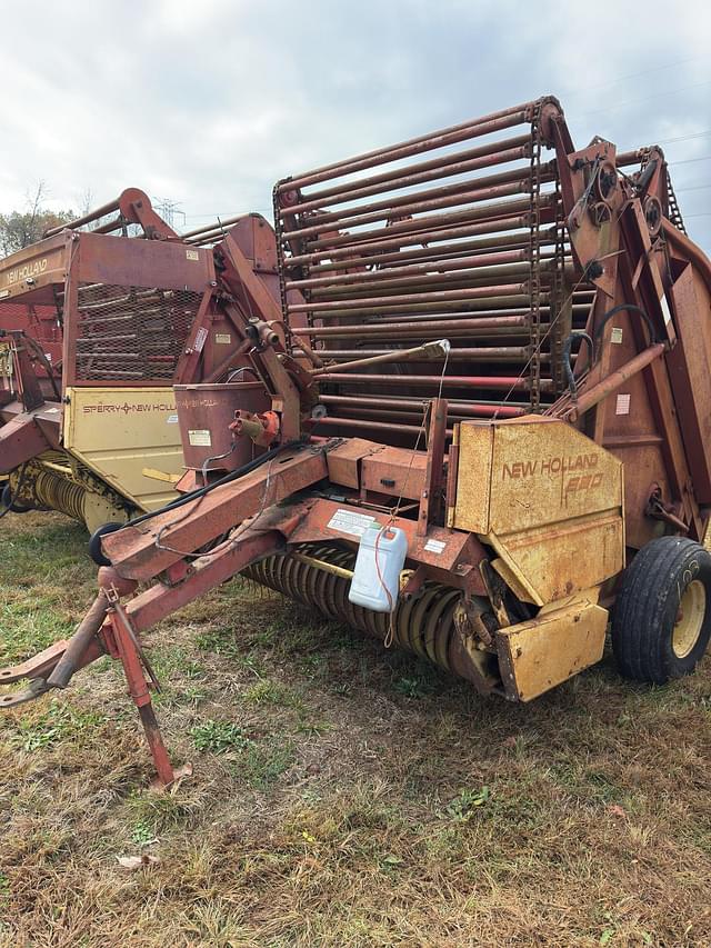 Image of New Holland 850 equipment image 4