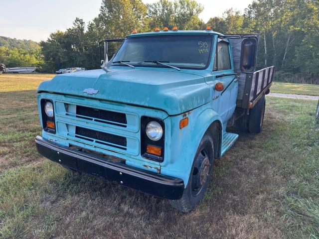 Image of Chevrolet C50 equipment image 1