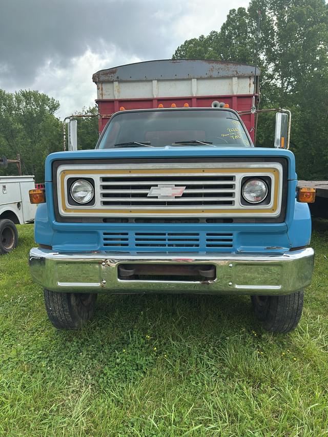 Image of Chevrolet C65 equipment image 1