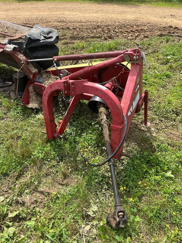 Image of New Holland HM235 equipment image 1