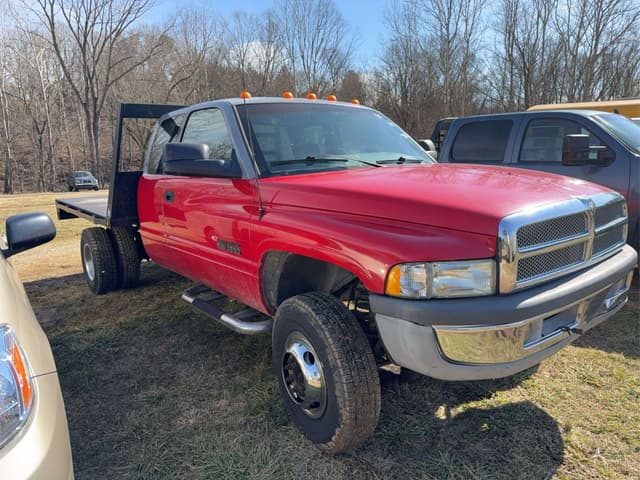 Image of Dodge Ram 3500 equipment image 3