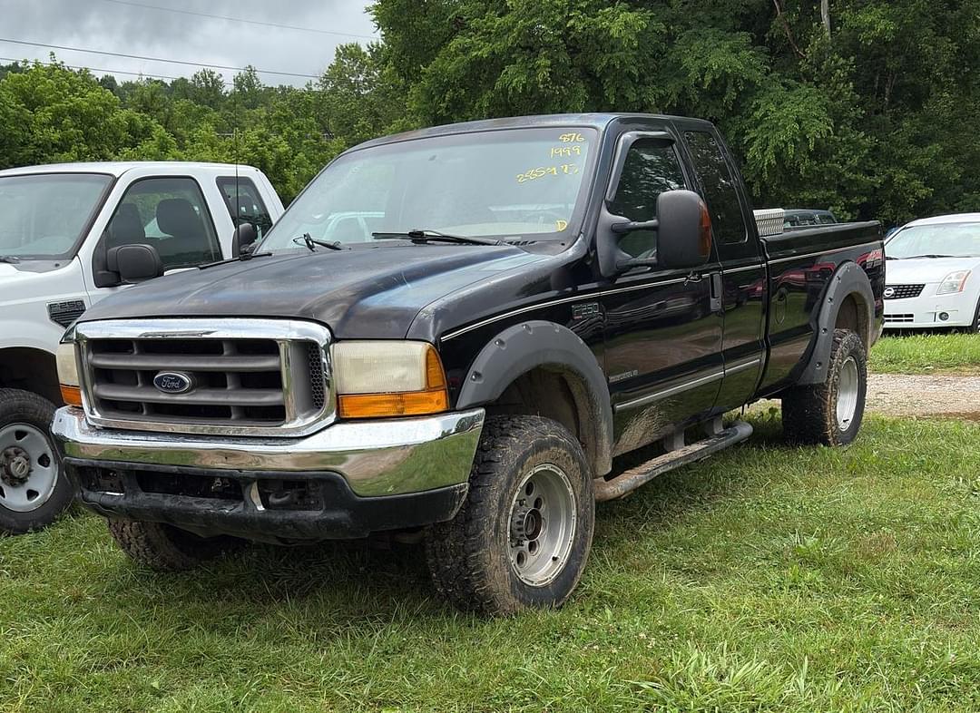 Image of Ford F-250 Primary image
