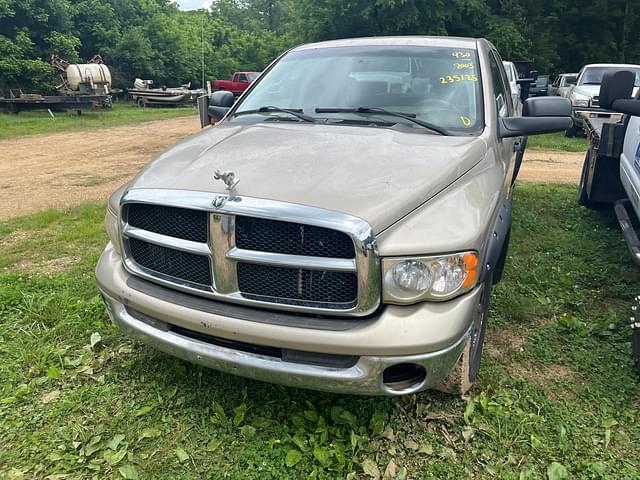 Image of Dodge Ram 2500 equipment image 1