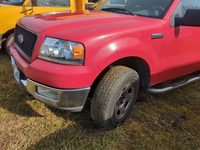 Image of Ford F-150 equipment image 2