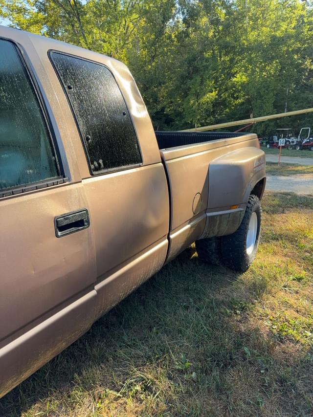 Image of Chevrolet C3500 equipment image 4