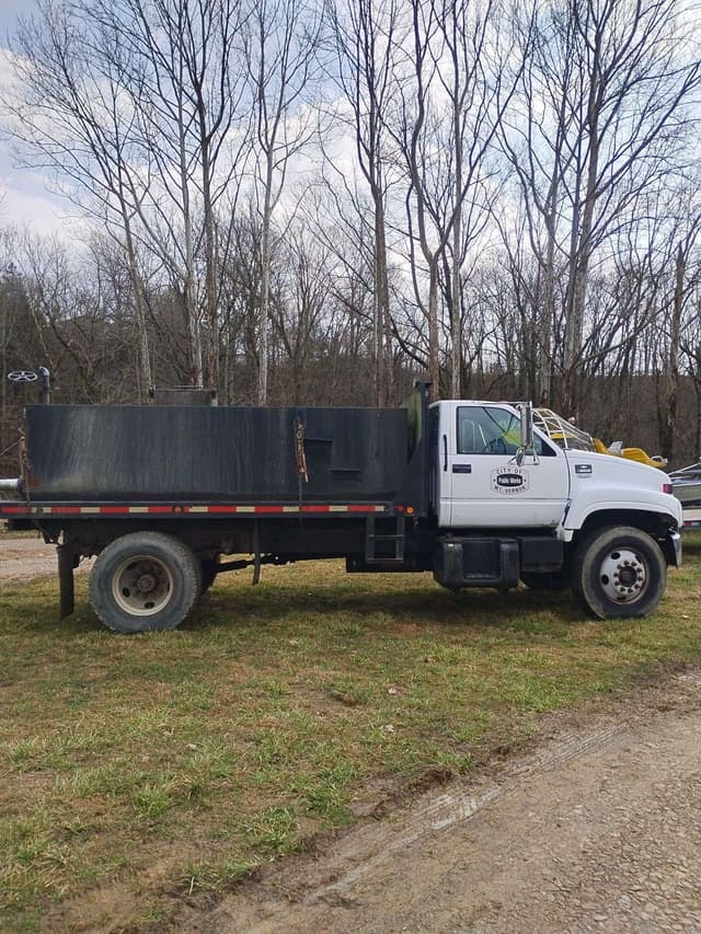 Image of Chevrolet C6500 equipment image 1