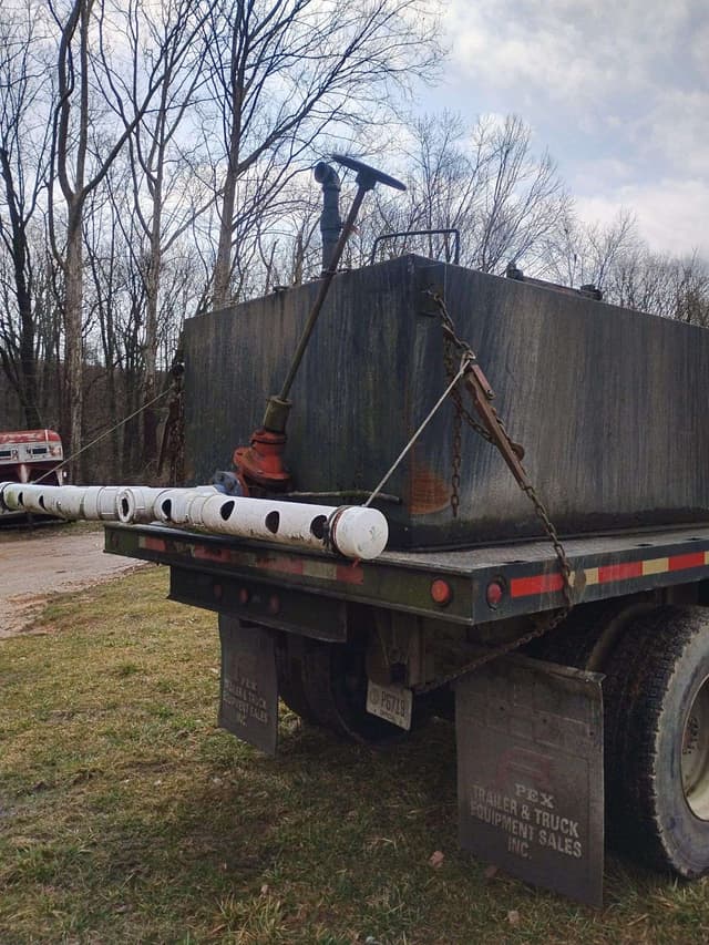 Image of Chevrolet C6500 equipment image 2