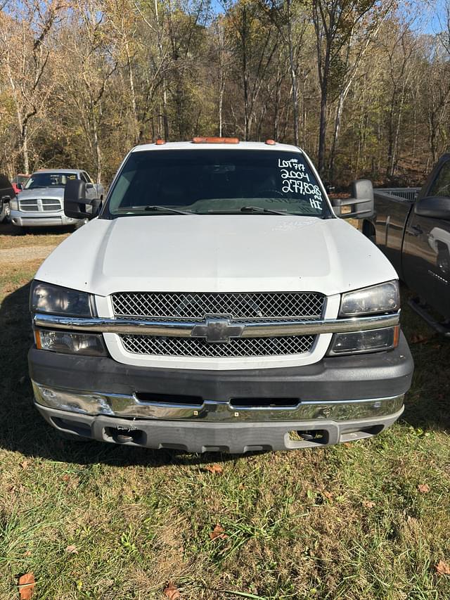 Image of Chevrolet 2500 equipment image 1