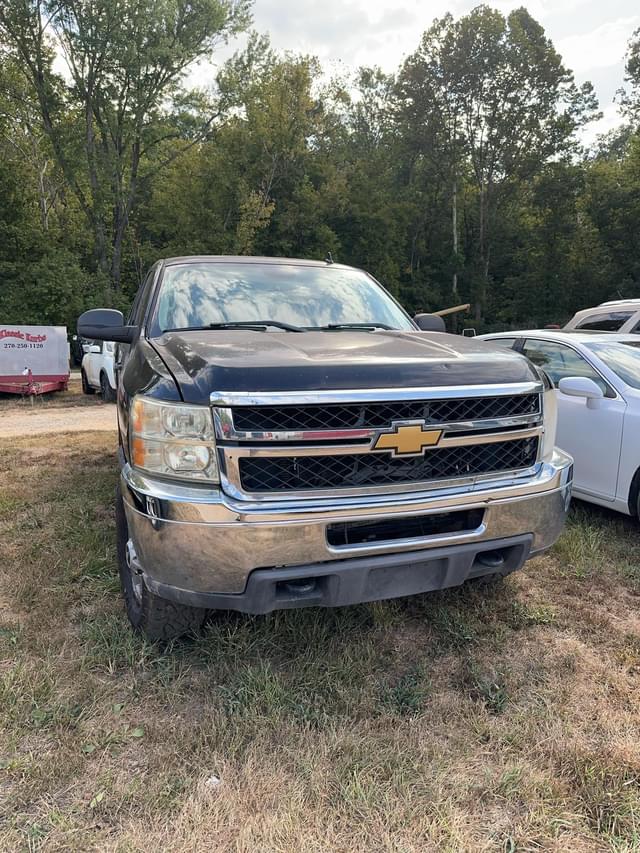 Image of Chevrolet Silverado equipment image 1