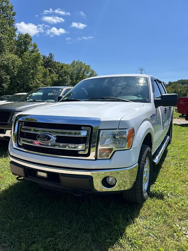 Image of Ford F-150 equipment image 2