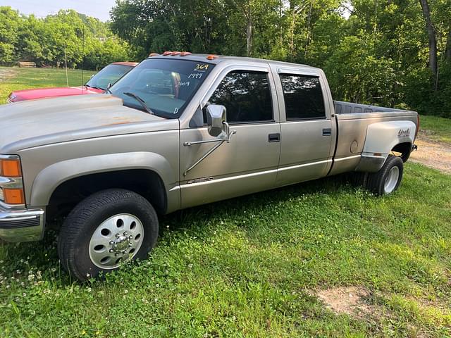 Image of Chevrolet 3500 equipment image 3