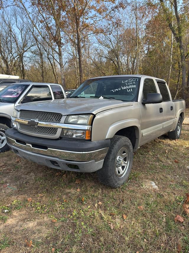 Image of Chevrolet Silverado equipment image 1